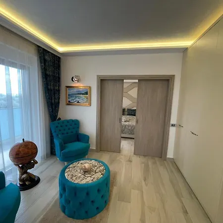 Royalty Sea Apartmán *
